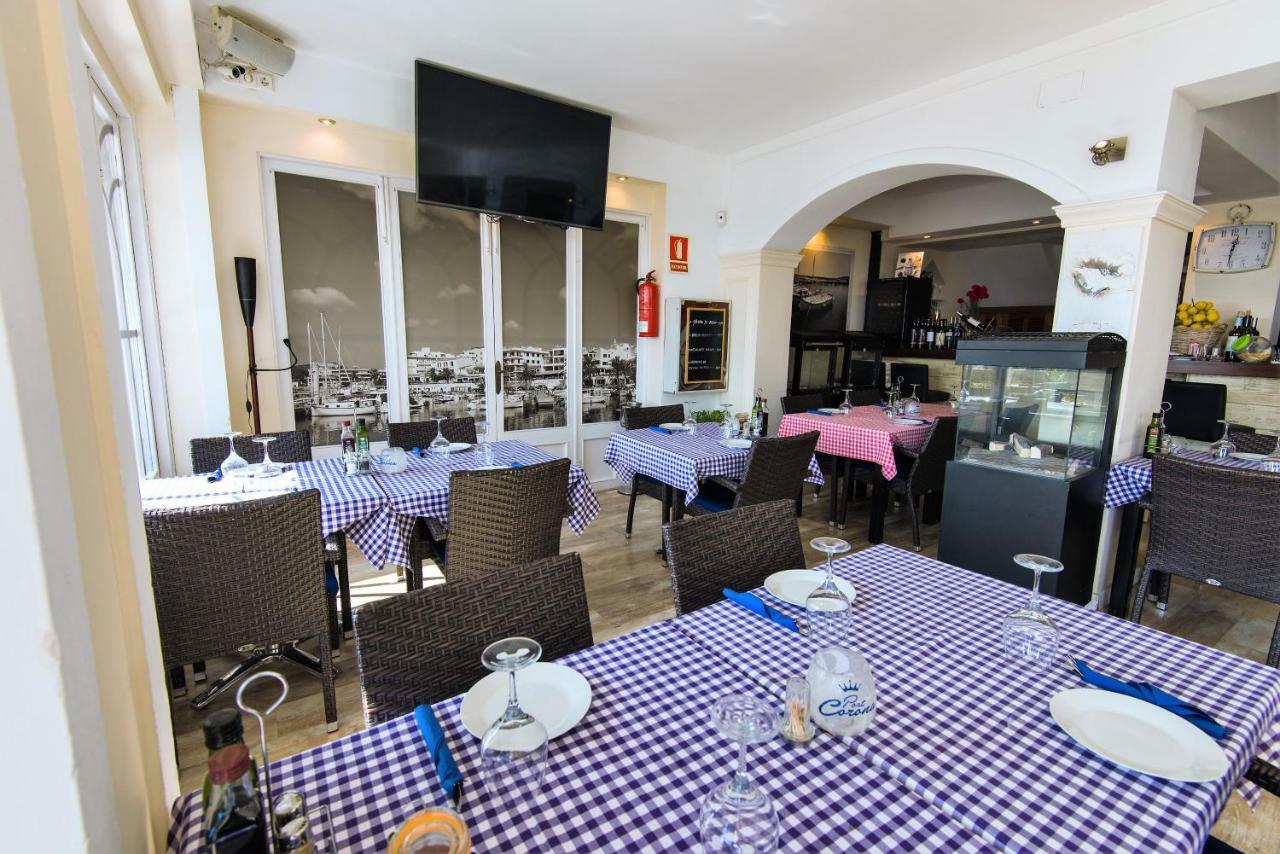 Hostal Port Corona Cala Ratjada  Exteriör bild